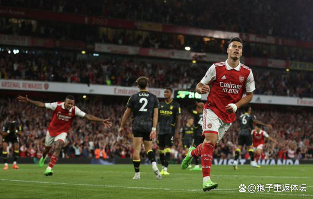 九游网页版入口-今晨体能课后，阿森纳篮板制胜备战法甲，压力陡增，更衣室氛围转暖(阿森纳60复仇)
